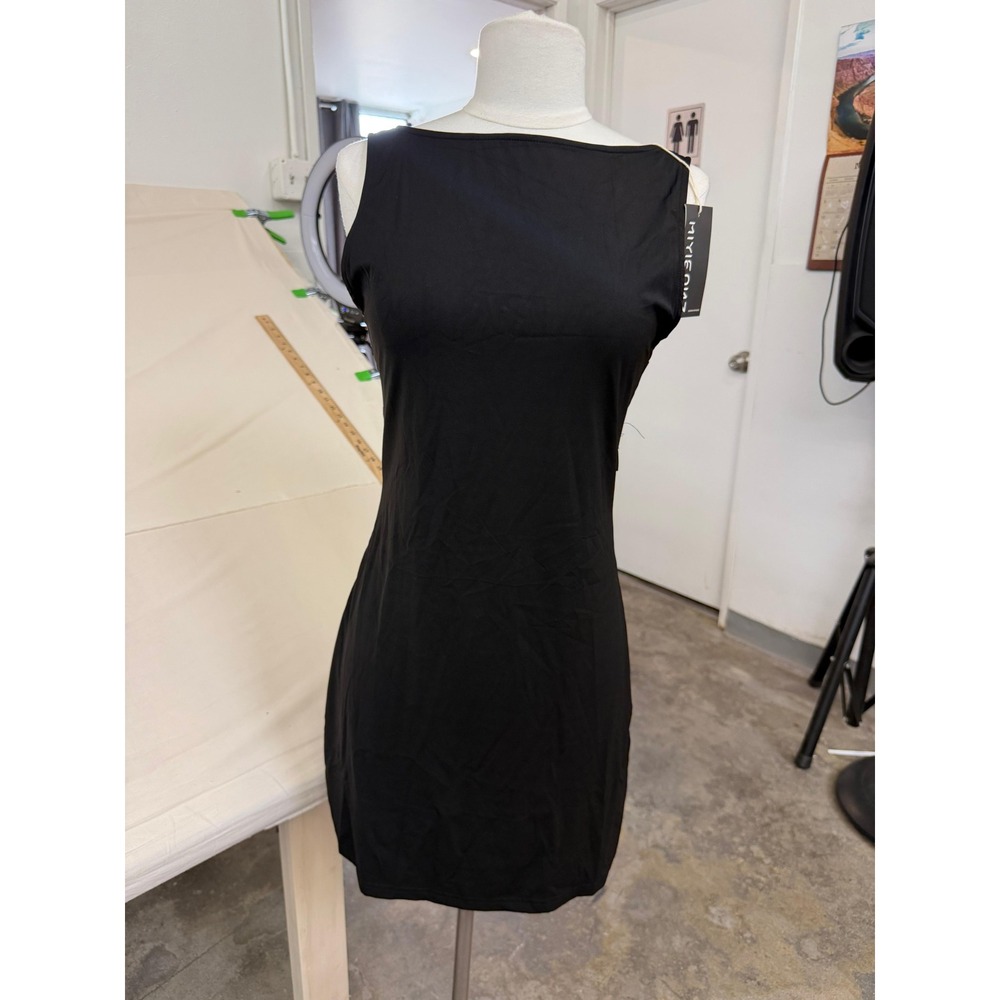 MIIEDMZ Black Twist Back Bodycon Mini Dress Sleeveless Open Back Size M NWT